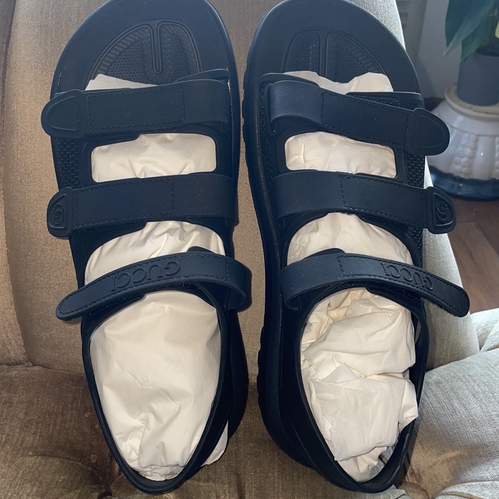 New authentic Gucci hiking sport sandal - Picture 4 of 15